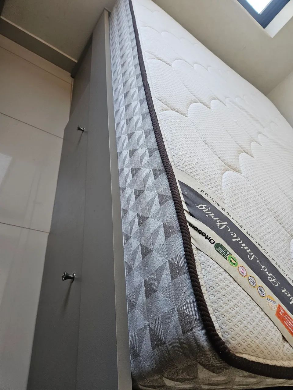 Cama com gavetoes Italinea e colchao - Foto 2