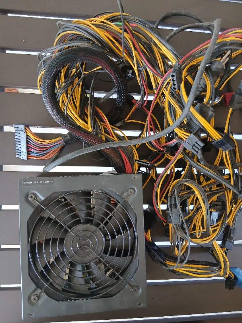 Fonte de computador  - Foto 3