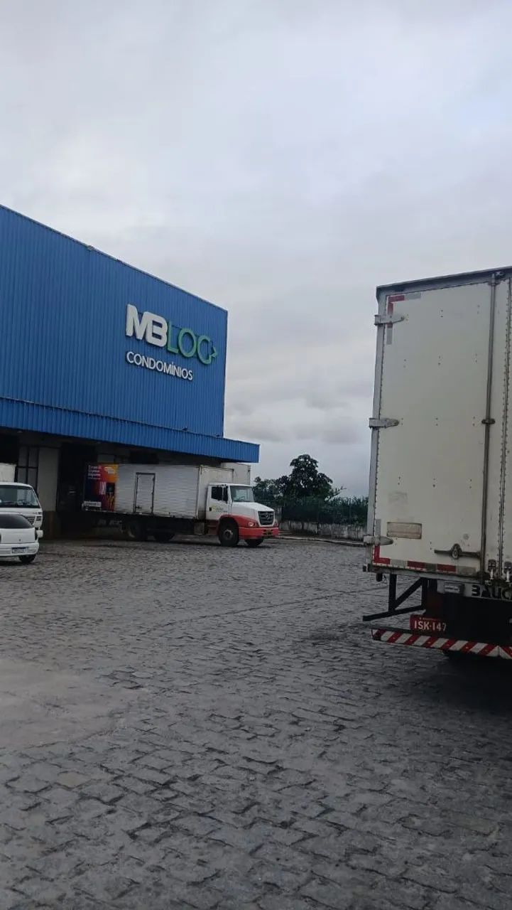 Vagas para motorista com experiência em entregas  mandar o currículo no zap *