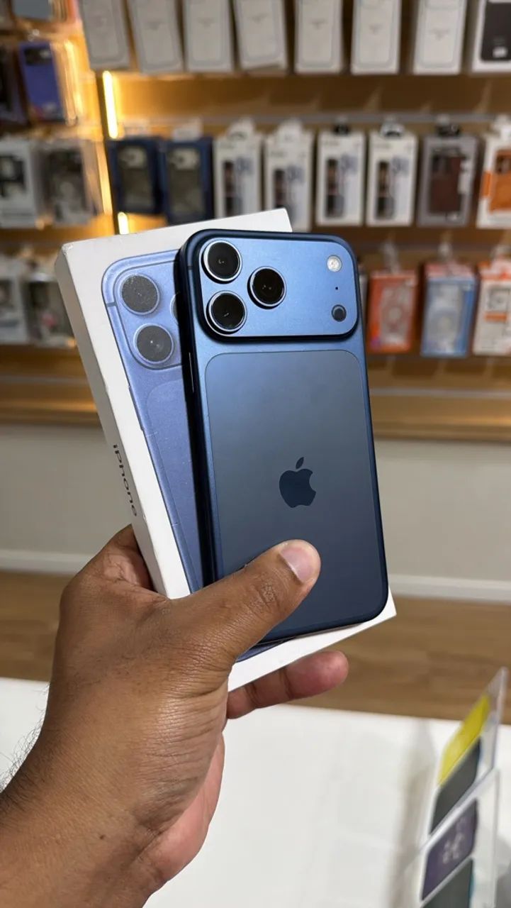 iPhone 17 pro Max Azul 256GB  - Foto 3