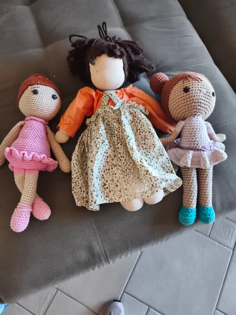 Kit bonecas de amigurumi e pano 