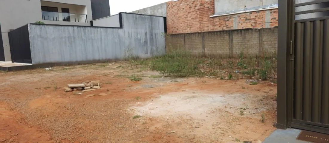 LOTE EM CONDOMÍNIO FECHADO COM 220M2 - Foto 4