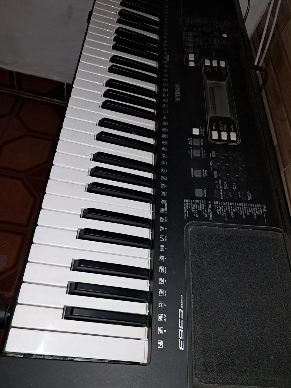 Teclado Yamaha PSR E363 - Foto 4