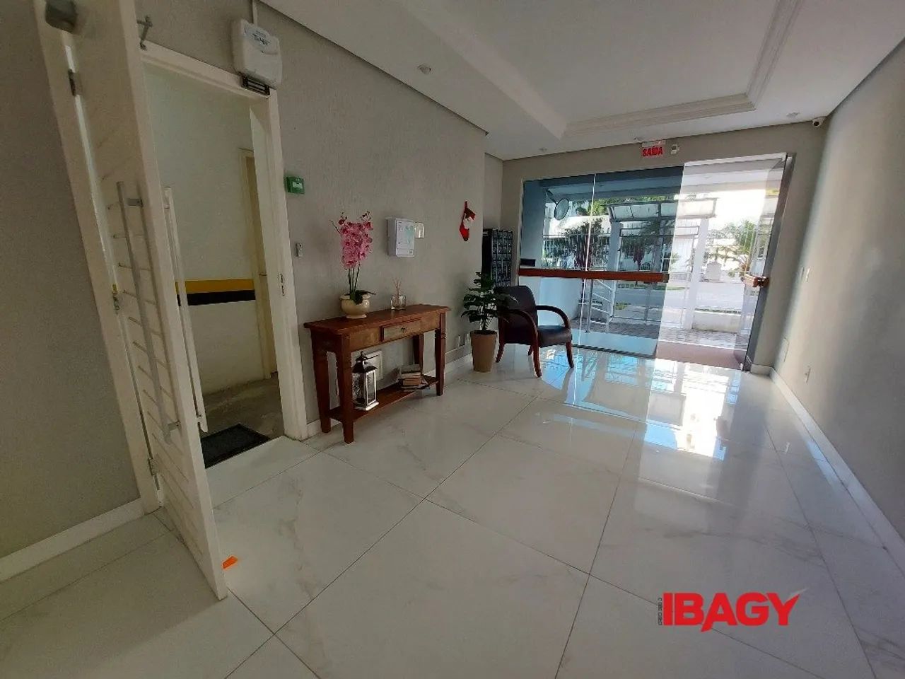 Excelente Apartamento 2 dormitório(s) em Itacorubi - Florianópolis - Foto 4