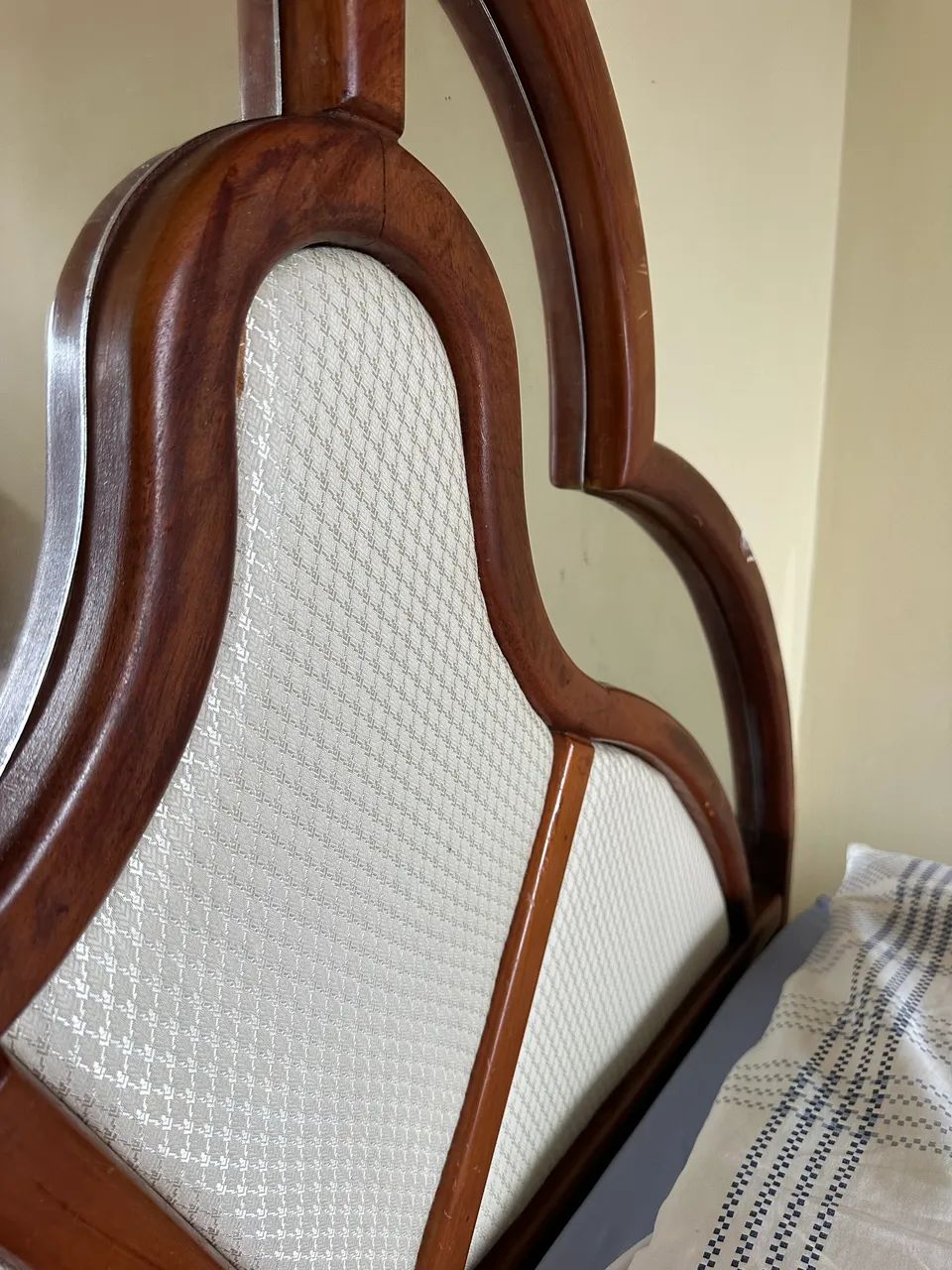 Cama de madeira maciça  - Foto 3