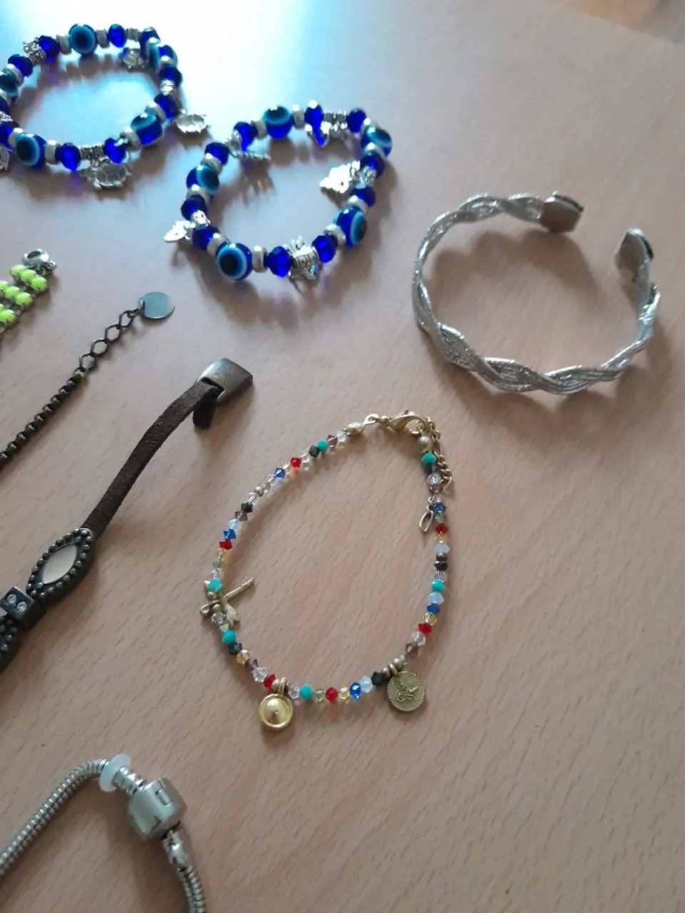 Bijuterias - Pulseiras - 12 unidades - Foto 5