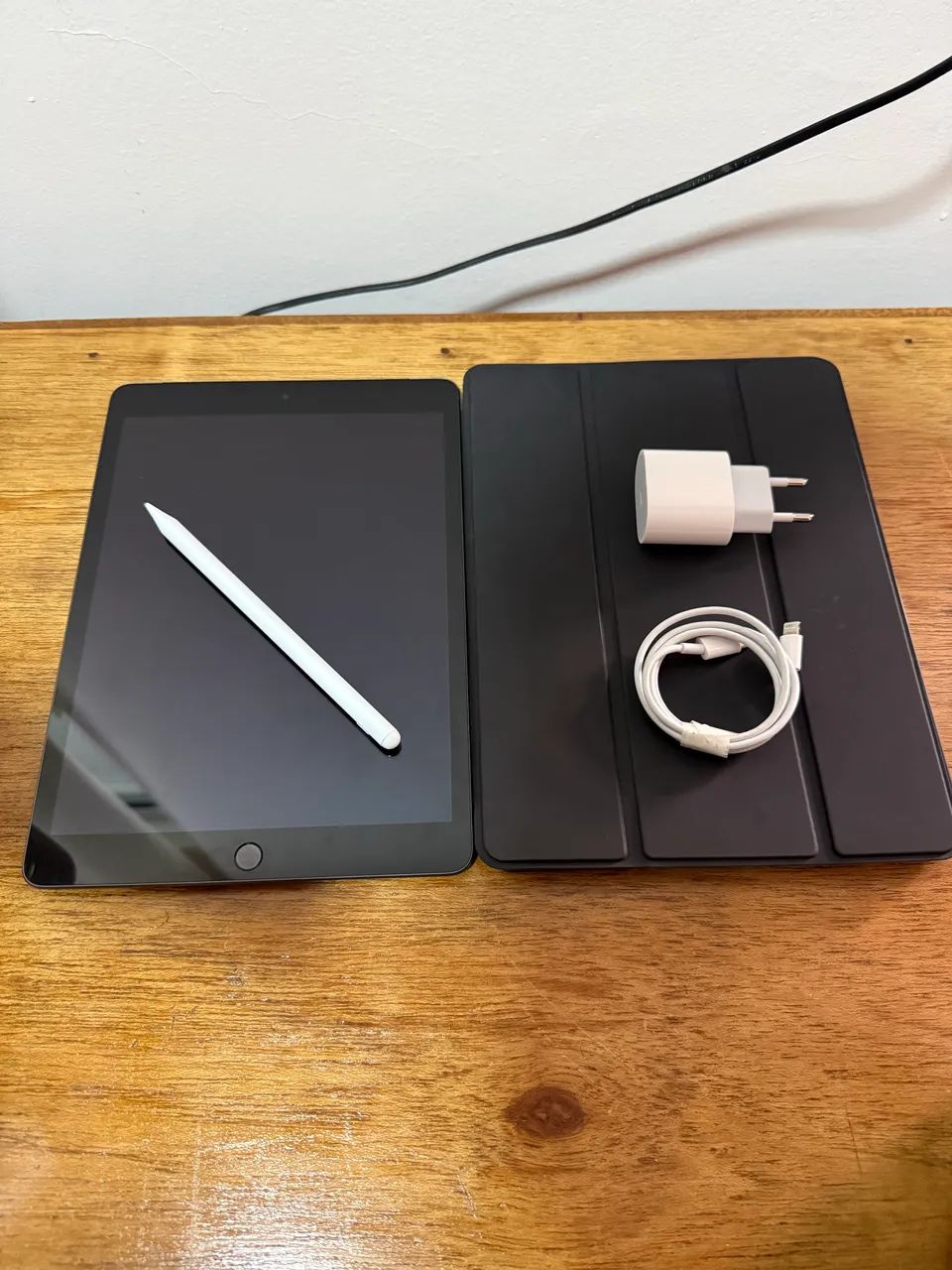 iPad 9 64gb LTE Cellular e GPS + Pencil - Perfeito Estado - Envio OLX Pay - Parcelo 18x
