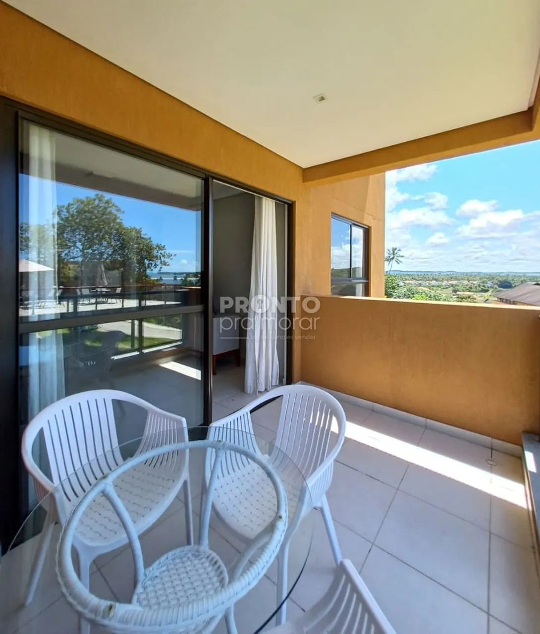 Apartamento com 2 quartos em Carneiros