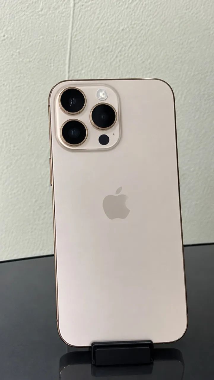 iphone 16  Pro Max 256 GB | Gold Titanium  - Foto 2