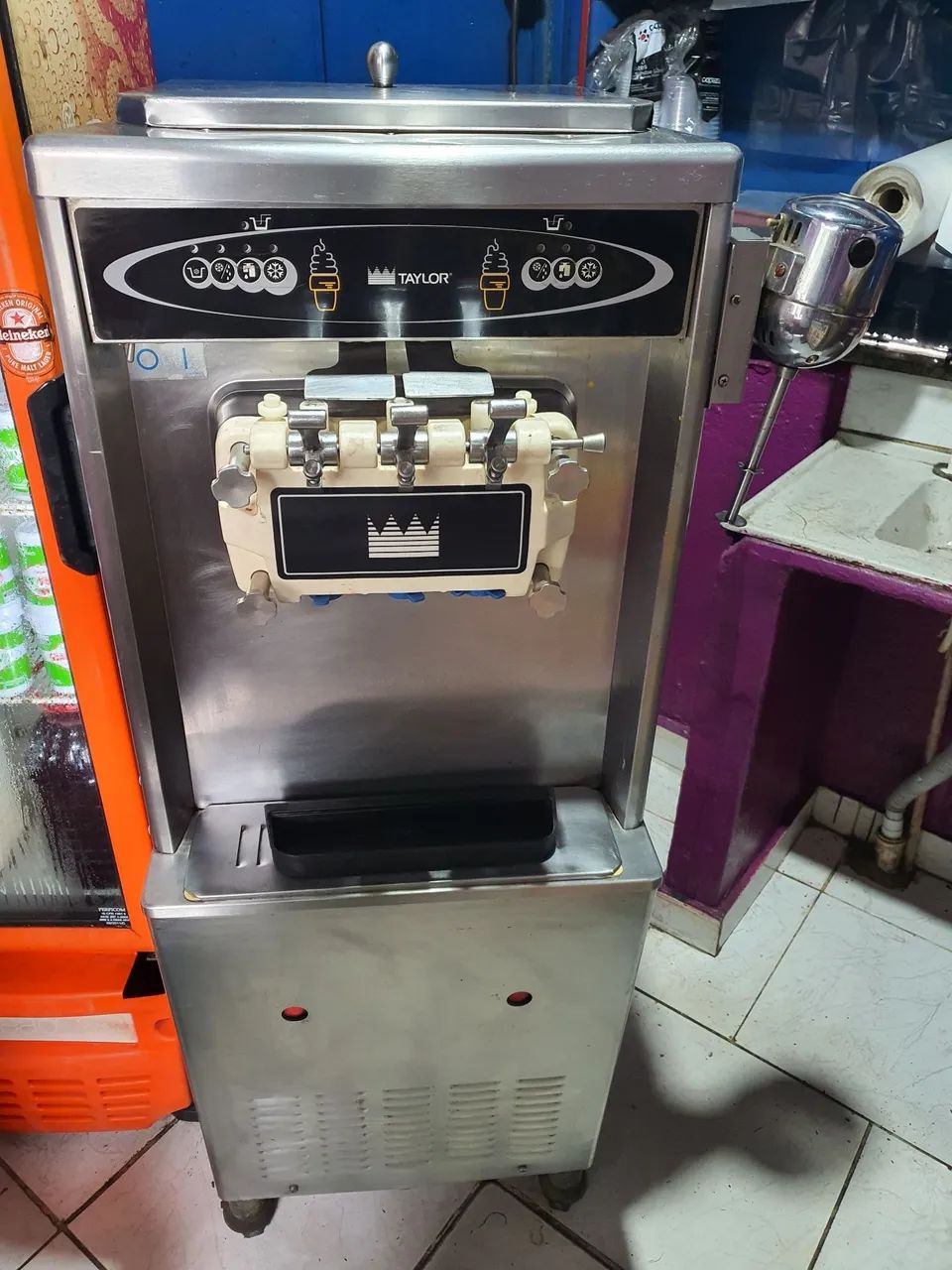 Maquina de sorvete taylor 336 - Foto 5