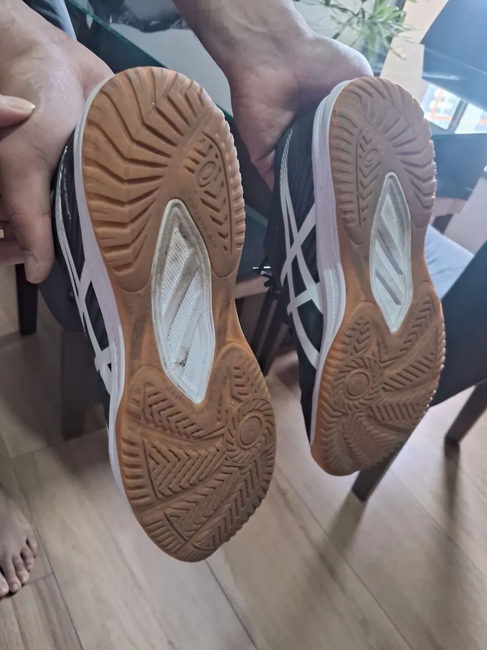 Tênis Asics número 43 - Foto 4