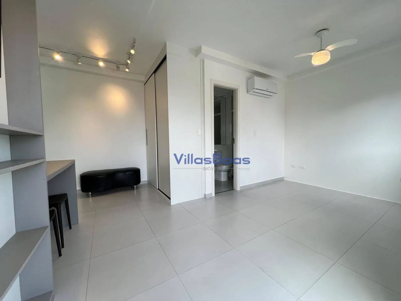 Apartamento com 1 dormitório Semi Mobiliado para alugar - Foto 3