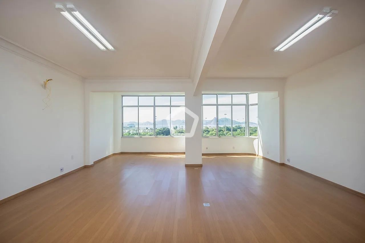 Apartamento em Glória