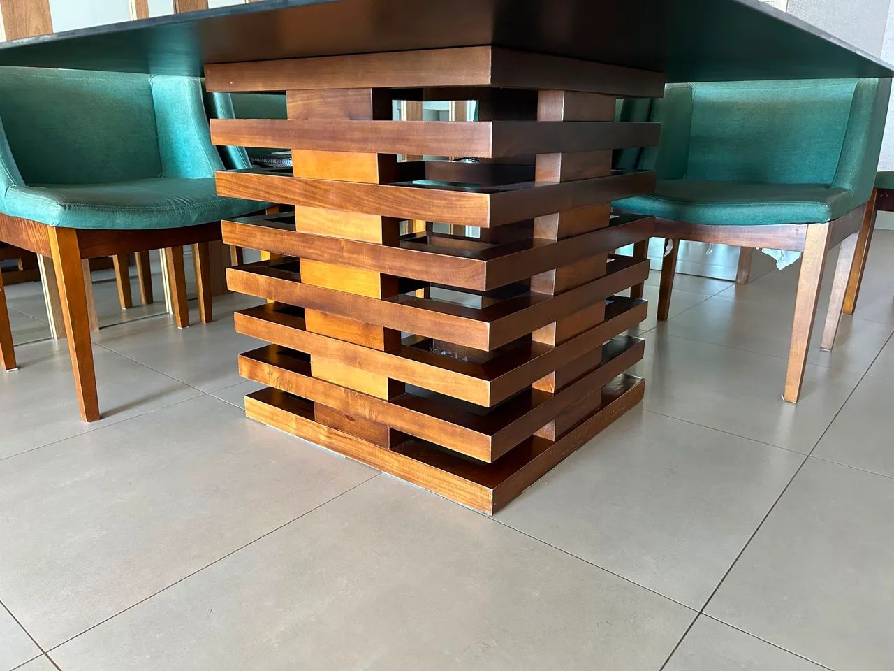 Mesa de jantar com 6 cadeiras - Foto 4