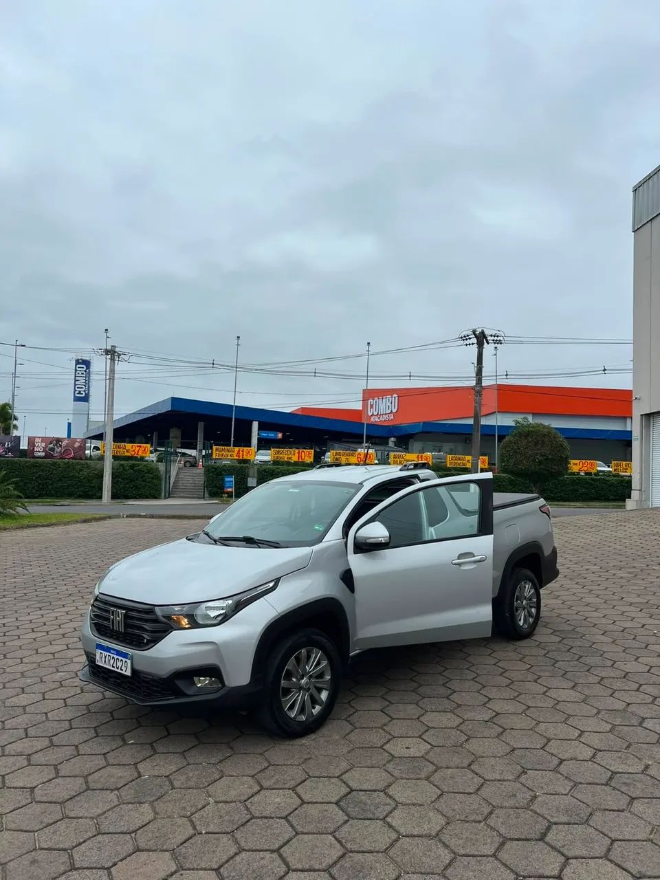 Fiat Strada Freedom 1.3 Flex 8V CS Plus 2023 - Foto 5