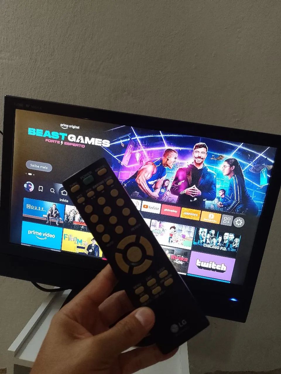 TV / MONITOR LG 22 POLEGADAS COM CONTROLE REMOTO ( PARA VENDER LOGO )