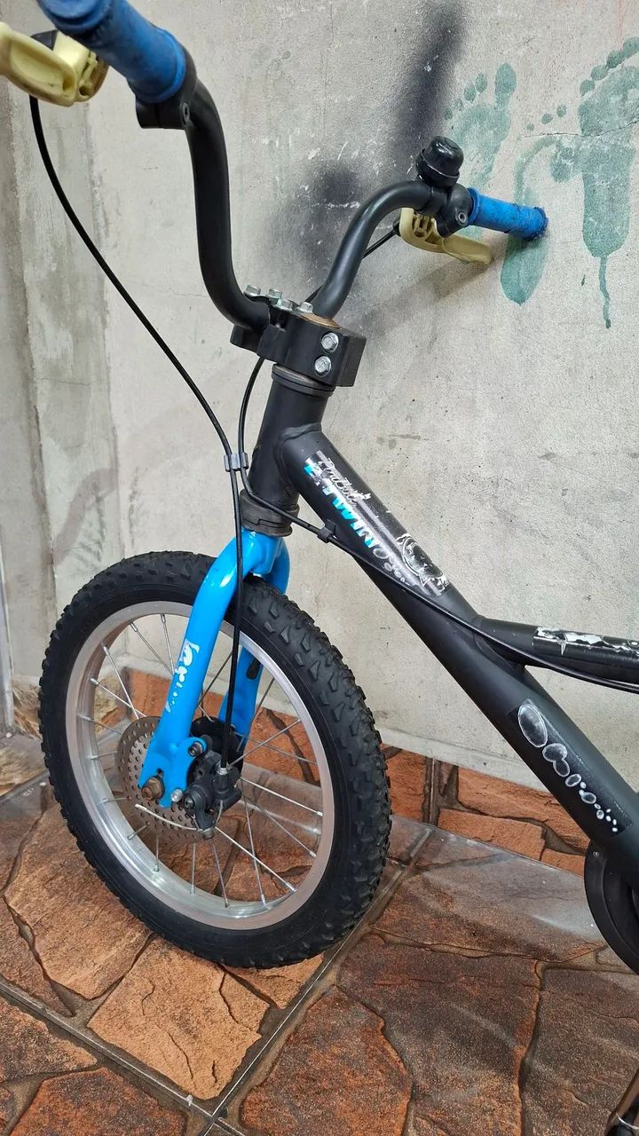 Bicicleta Aro 16 freios a Disco (Sou da Parada de Taipas) - Foto 4