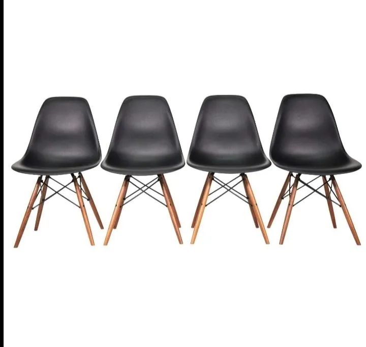 4 Cadeiras Eames