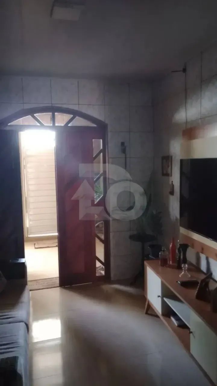 Casa de 180m² no Bairro Dom Luciano com 2 Quartos - Foto 5