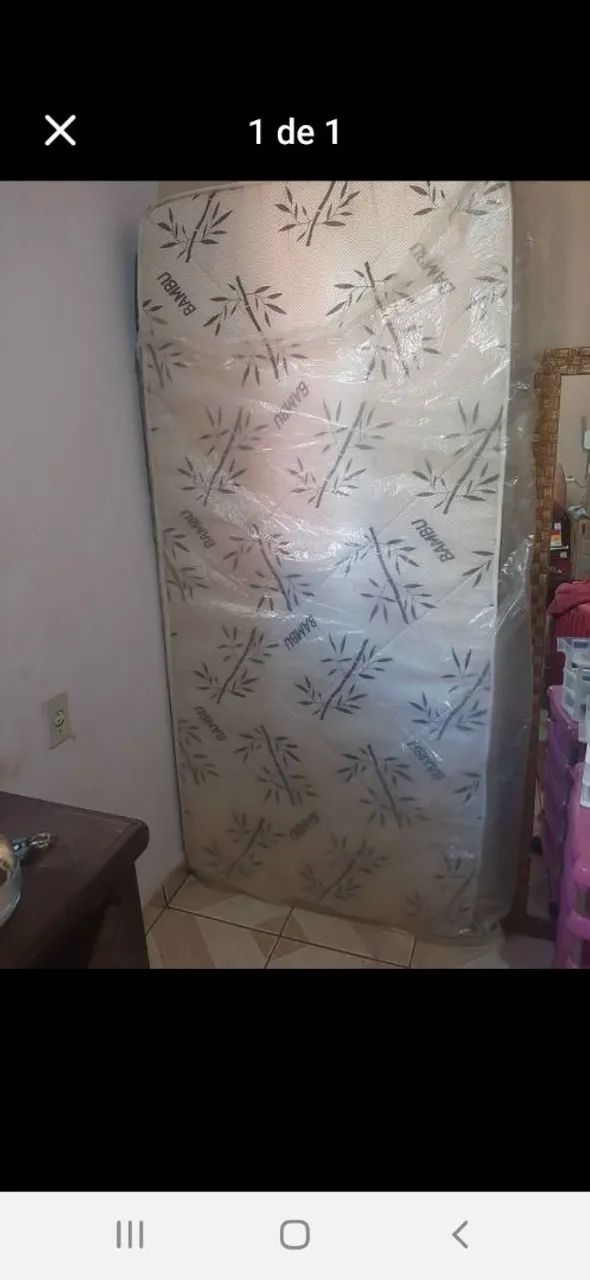 Colchão solteiro  semi novo