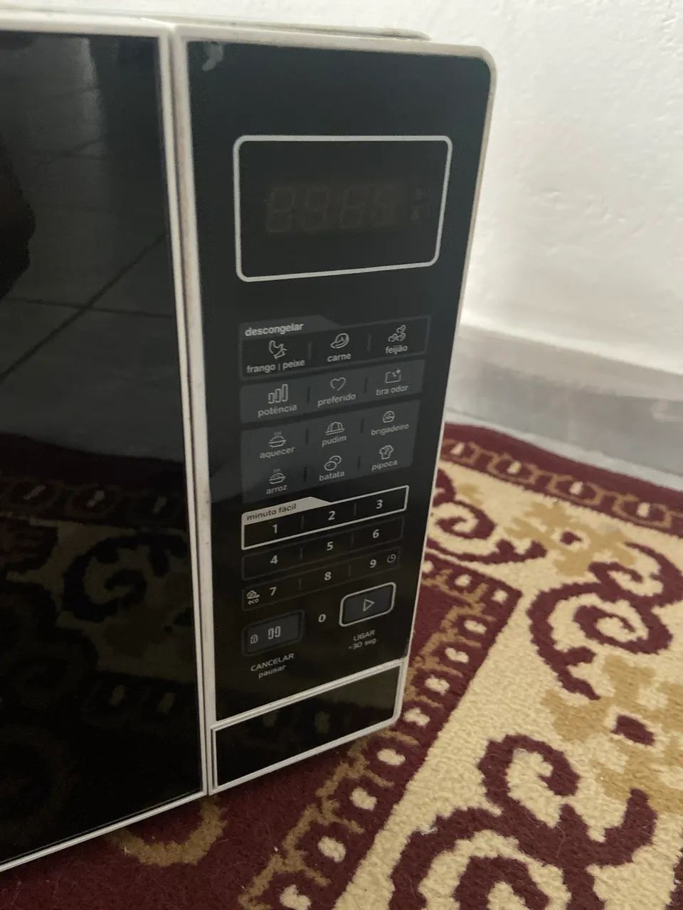 Microondas Midea semi novo - Foto 2