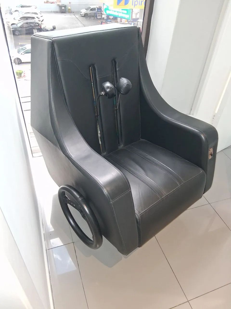 Poltrona de massagem funciona perfeitamente