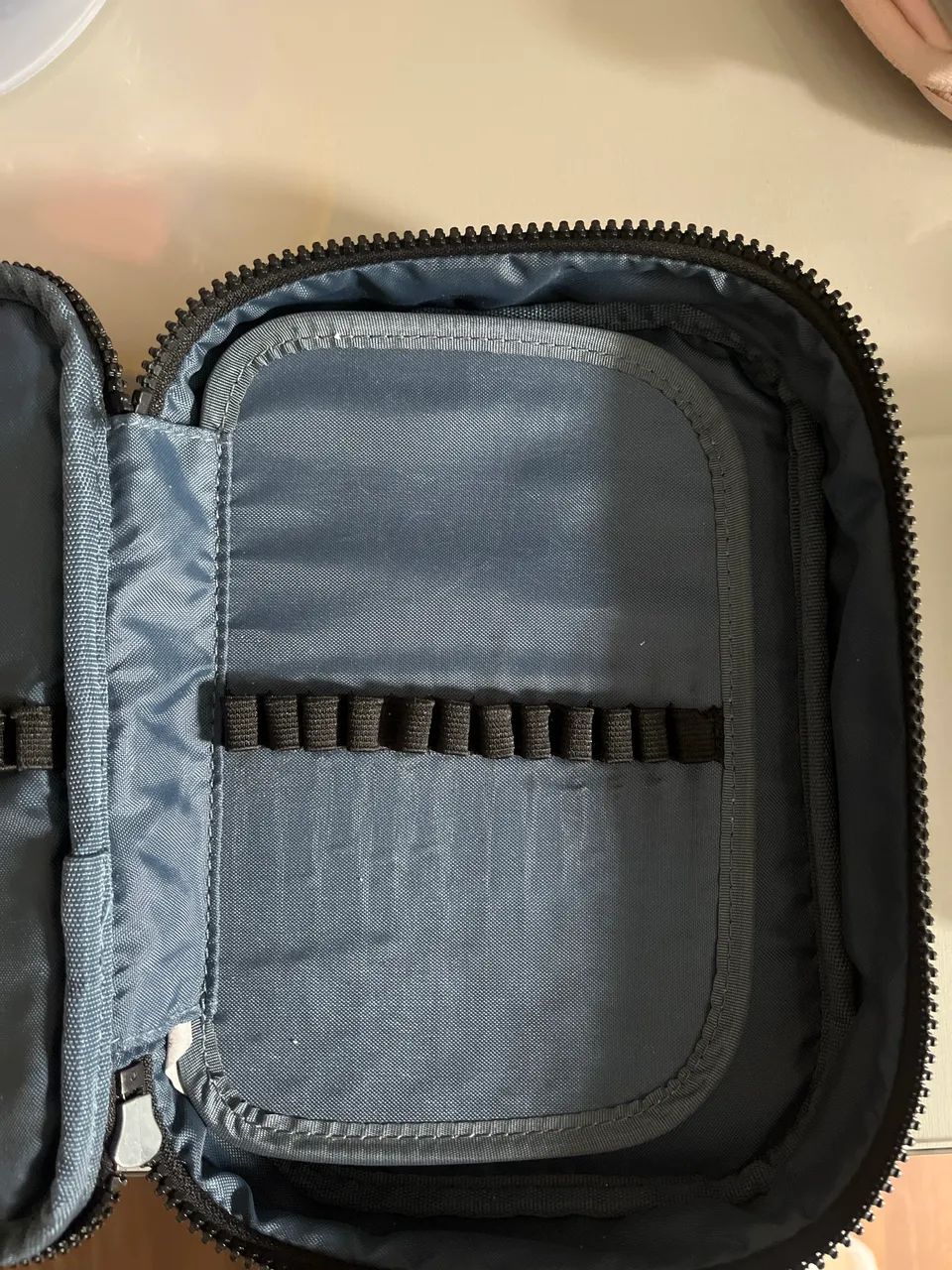 estojo marca kipling  - Foto 3