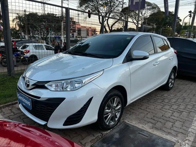 Toyota Yaris XL 1.5 FLEX 16V 5P AUT. 2021