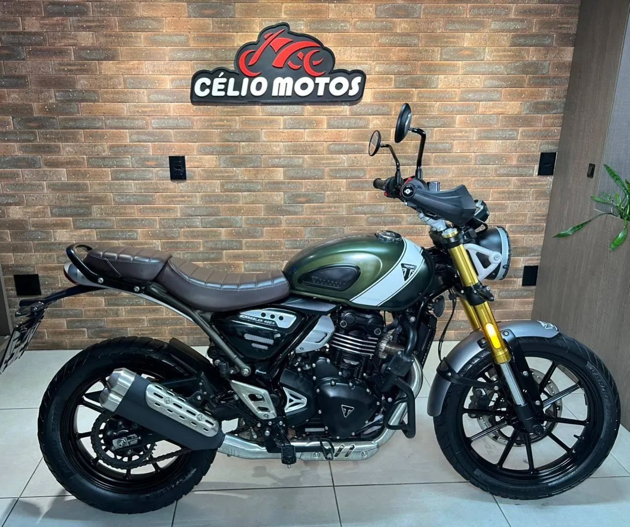 TRIUMPH SCRAMBLER 400X 2025
