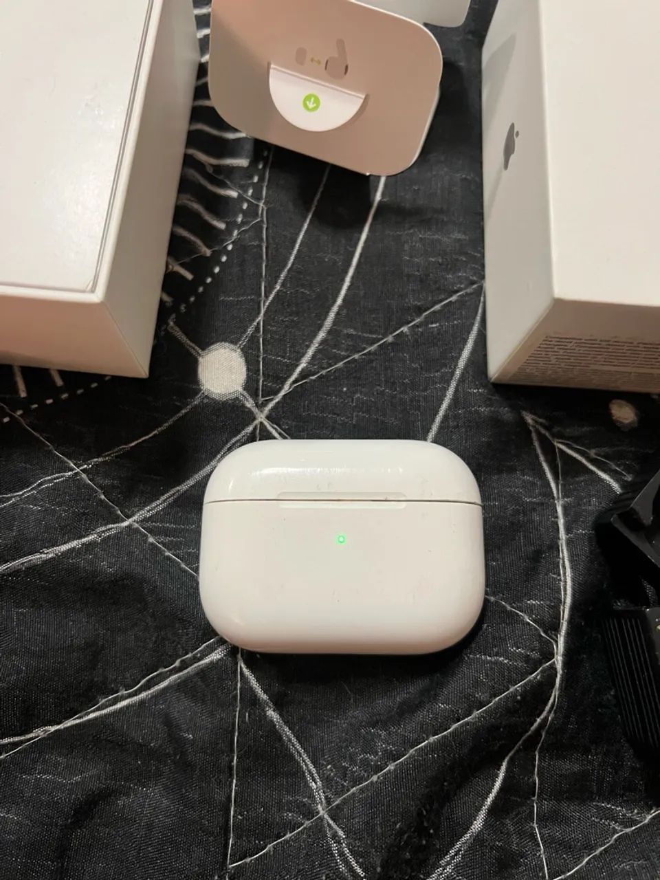 AirPods Pro 2 Original Apple Completo na Caixa + Cases | Leia