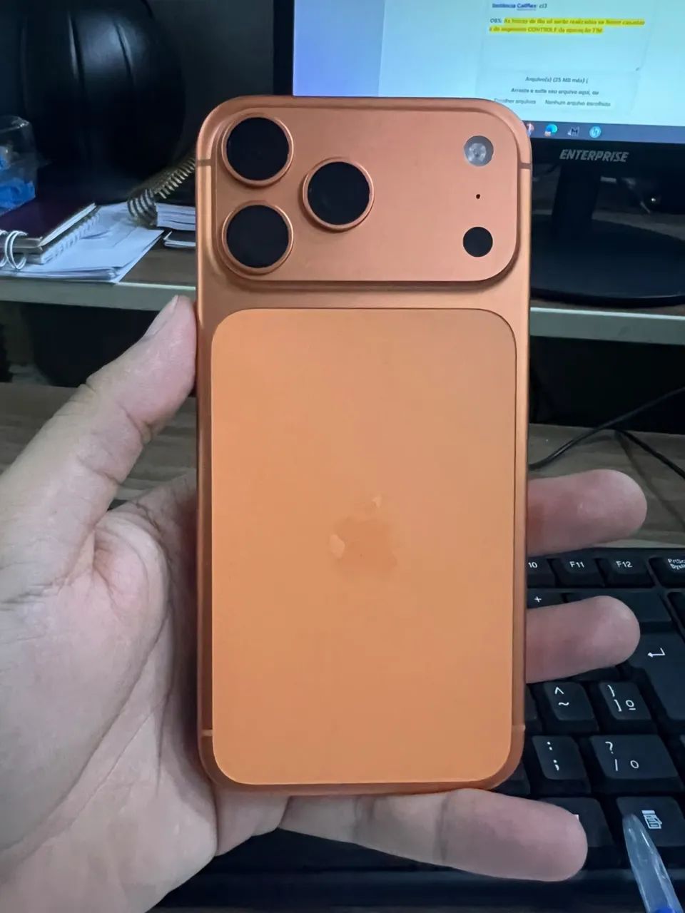 iPhone 17 pro max - Foto 3