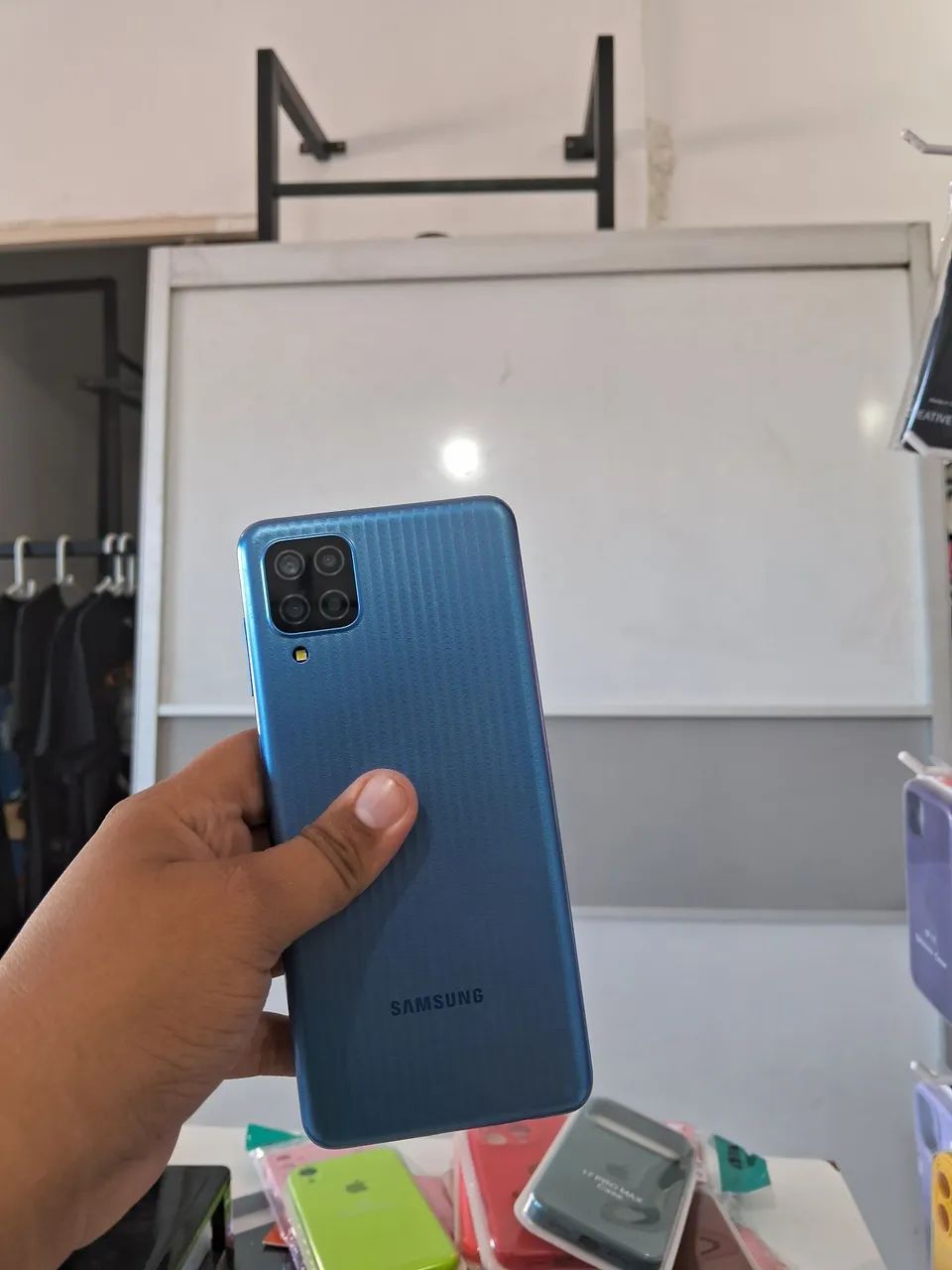 Samsung m12 - Foto 2