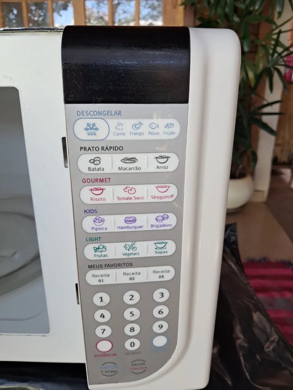 Microondas 31L Eletrolux 