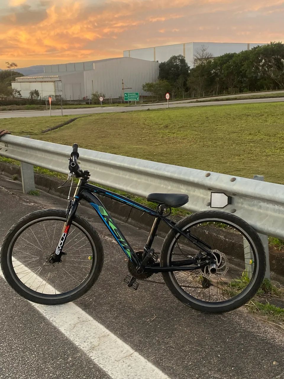 Bicicleta ksw 2025 aro 24  - Foto 2
