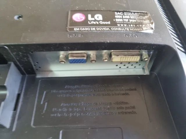 MONITOR LG USADO DE 19 POLEGADAS COM ENTRADAS DVI e VGA - Foto 4