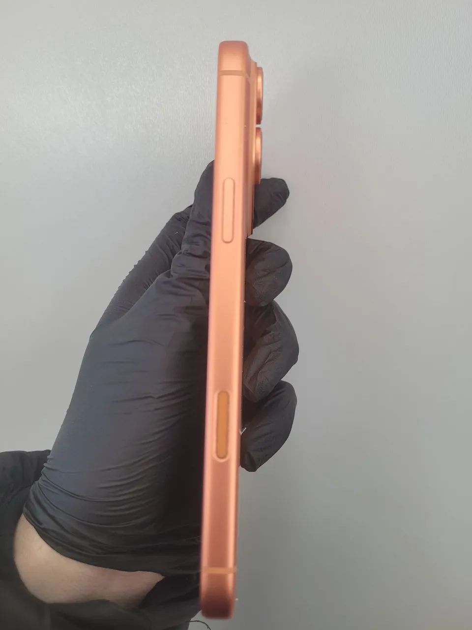 Carcaça Original iPhone 17 Pro Max Laranja com Chip Usada(Contem marcas de uso) - Foto 4
