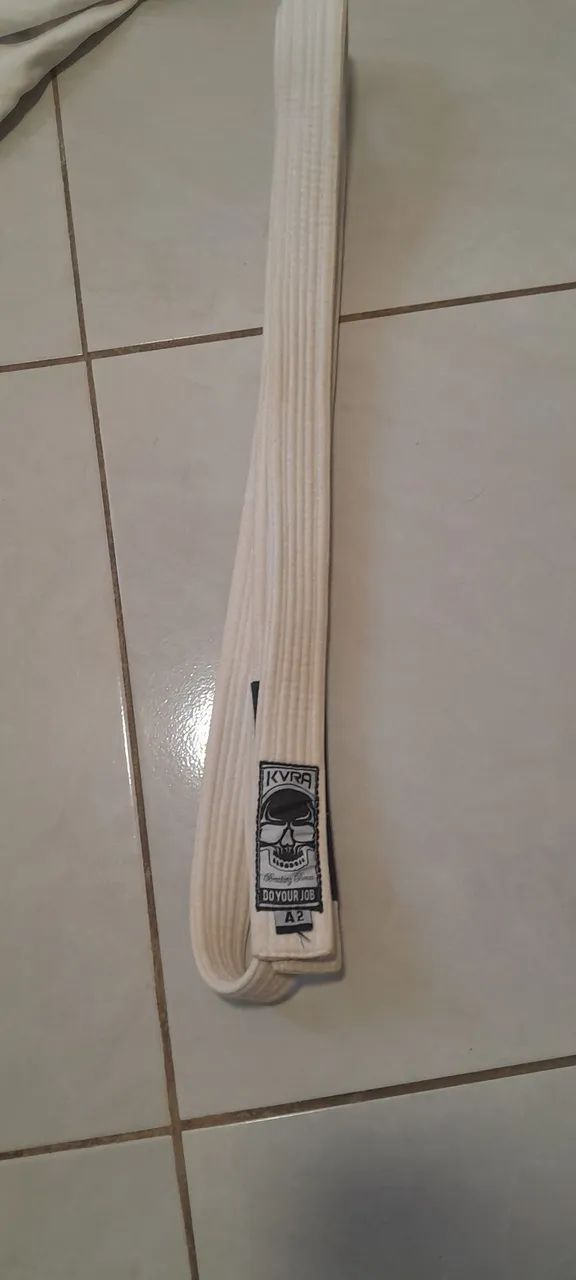 Faixa branca jiu-jitsu 
