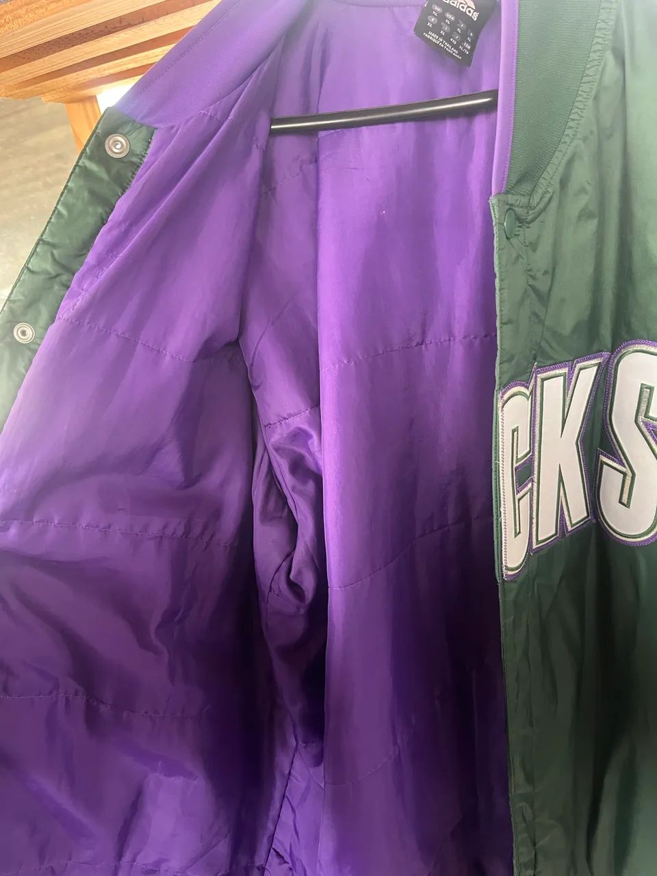 Jaqueta Adidas Bucks vintage - Foto 4