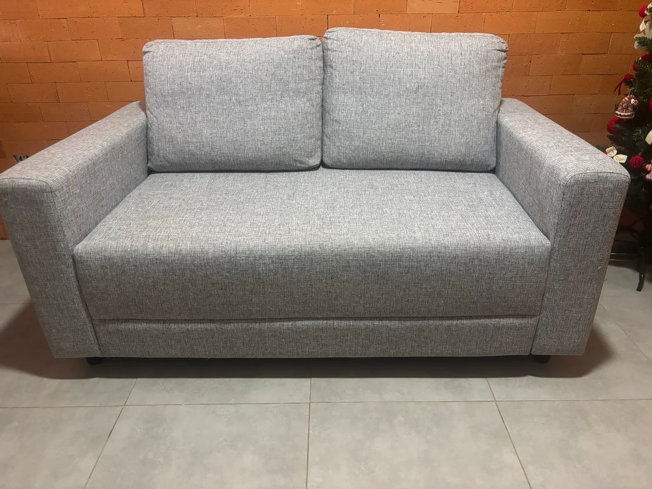 Sofá Tok&Stok Cinza 