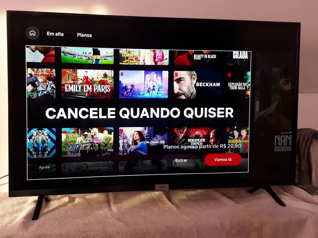 VENDO TV SMART TCL ANDROID 43' COM WIFI E COMANDO DE VOZ  - Foto 4