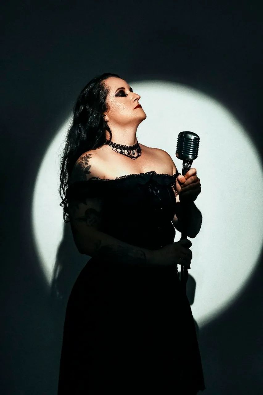 Aulas de canto - popular e ópera - online ou presencial  - Foto 2