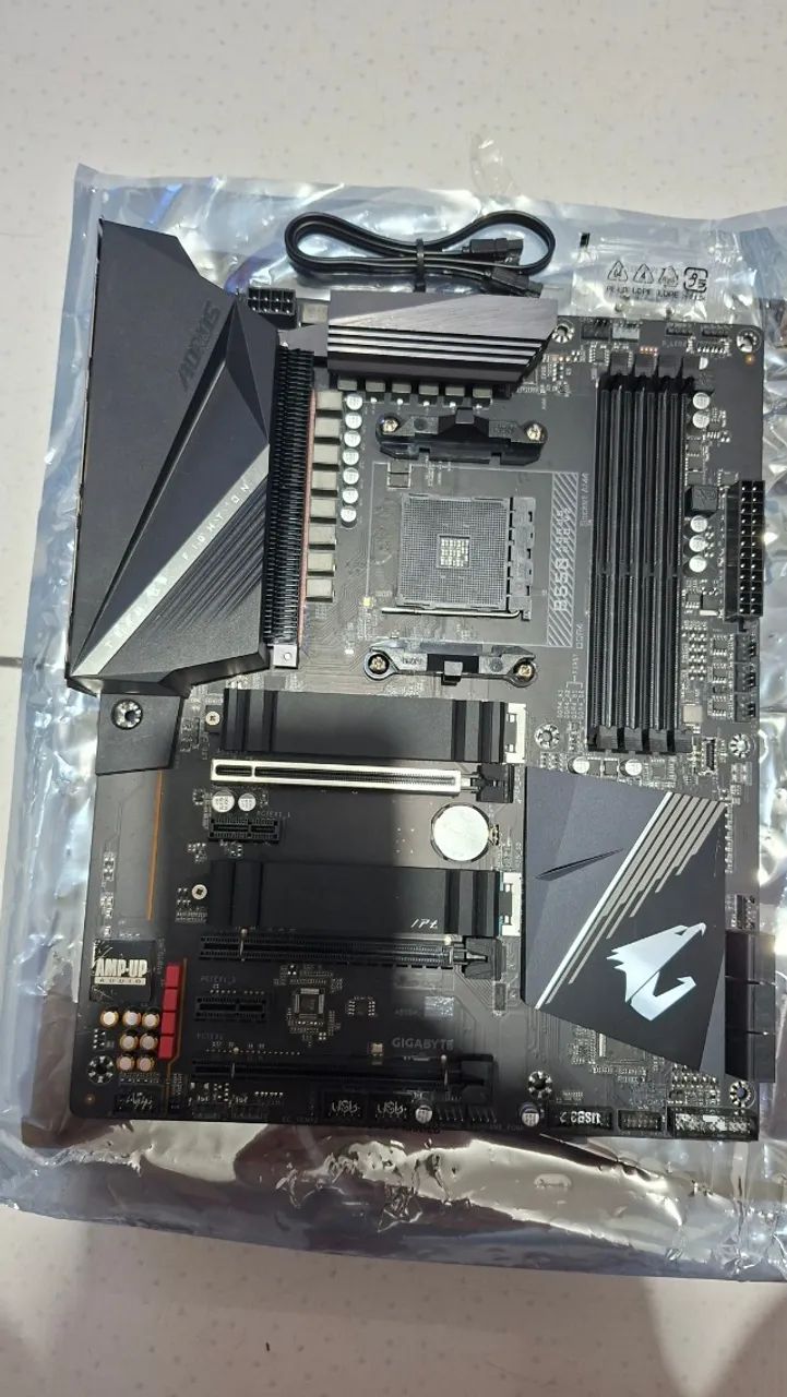 Placa Mãe Gigabyte B550 AORUS PRO V2  - Foto 3