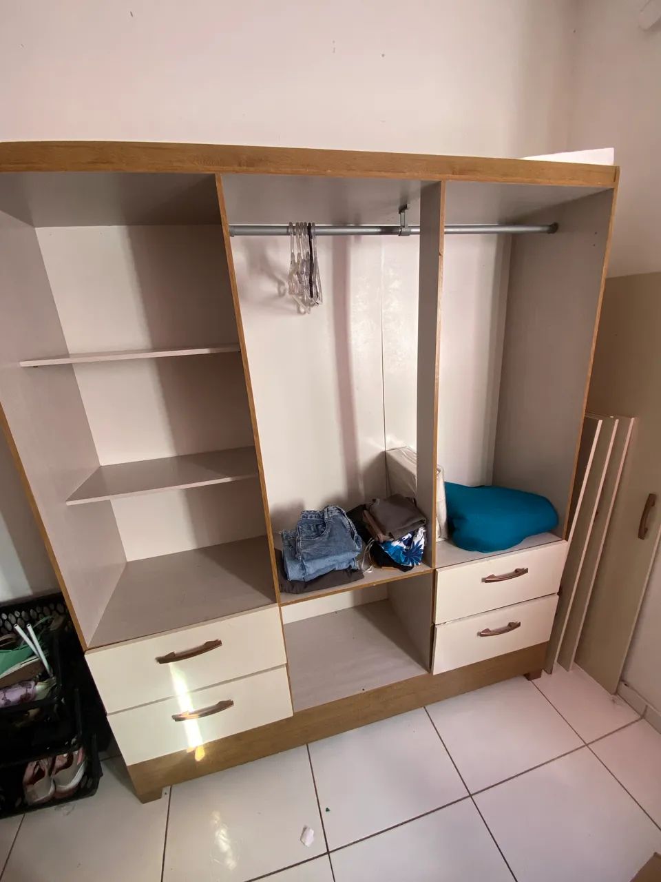 GUARDA ROUPA MÉDIO R$299,00