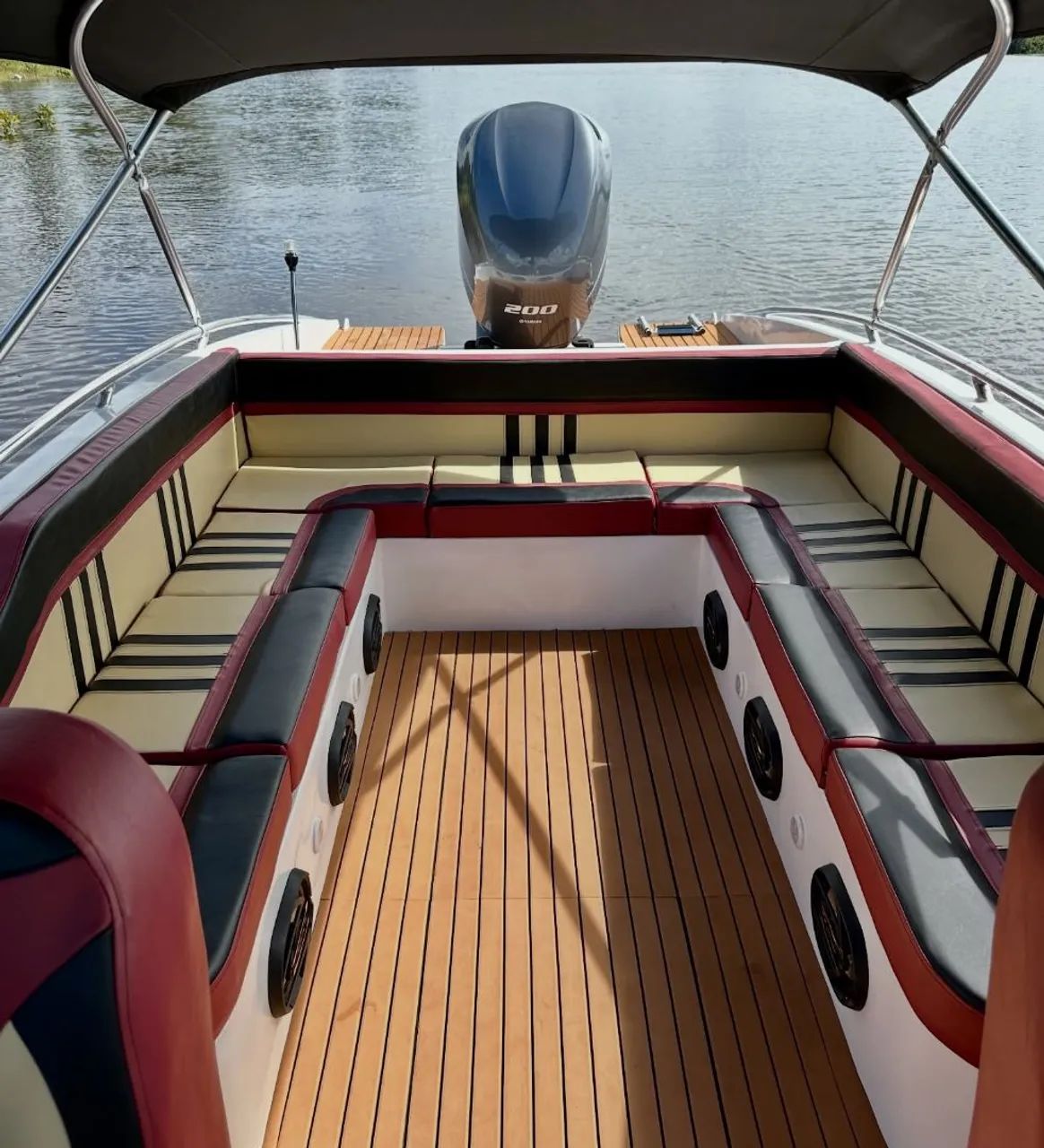 Lancha Esportiva modo com bote com Proa Aberta - Foto 5