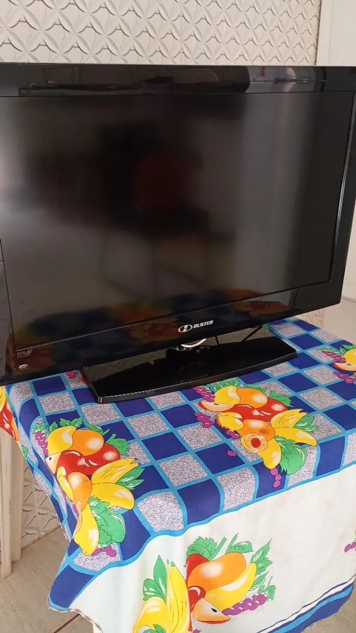 TV TELEVISÃO BUSTER 32, CONSERVADA FUNCIONANDO-NAO É SMART COM CONTROLELE - Foto 4
