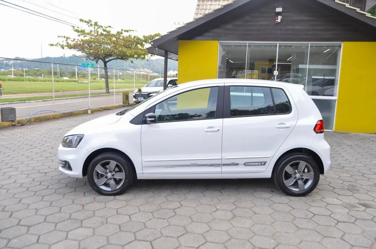 Volkswagen Fox Connect 1.6 Flex 8V 5P 2021 - Foto 4
