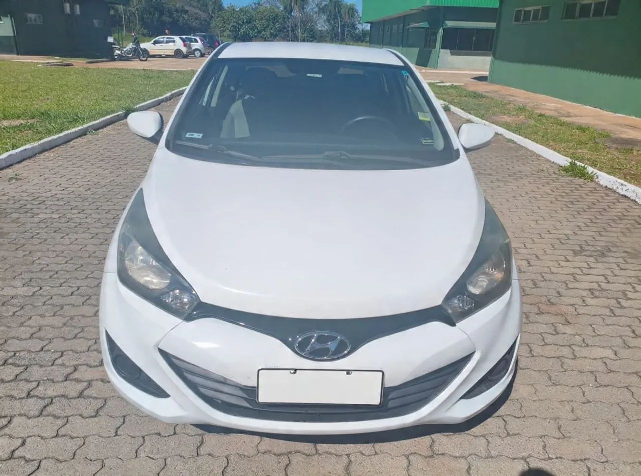Hyundai Hb20S HB20S C.Plus/C.Style1.0 Flex 12V Mec. 4P 2015