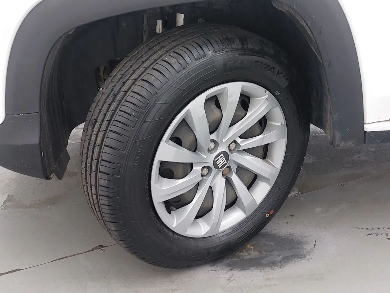 Fiat Strada Freedom 1.3 Flex 8V CD, foto 11 de 18