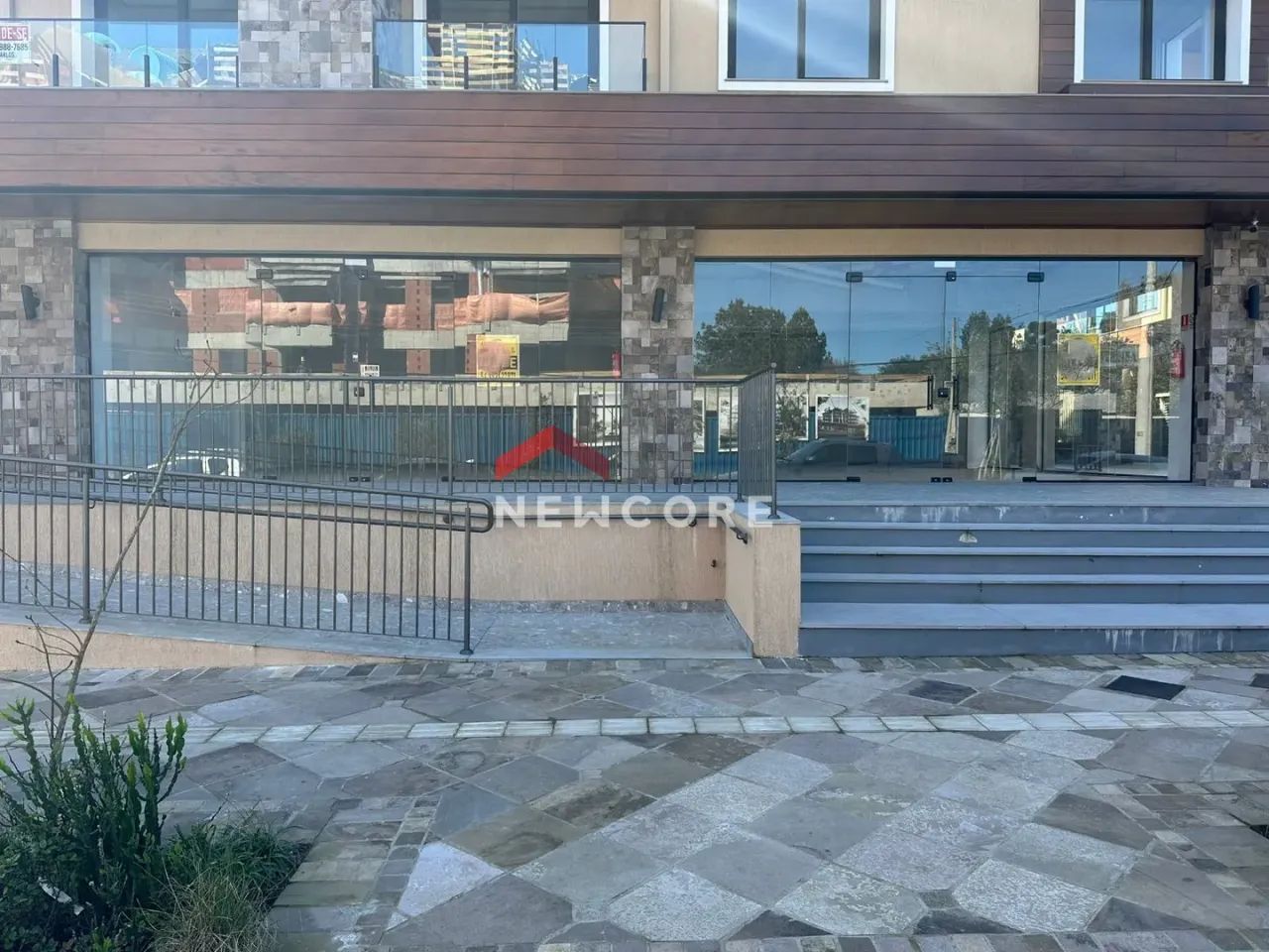Sala comercial em Rua Dom Pedro // - Centro - Canela/RS