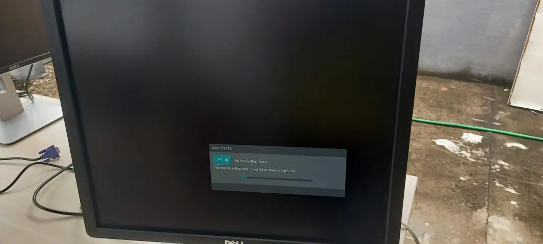 Monitor DELL LED TIPO TN 19" P1913SB - Foto 5